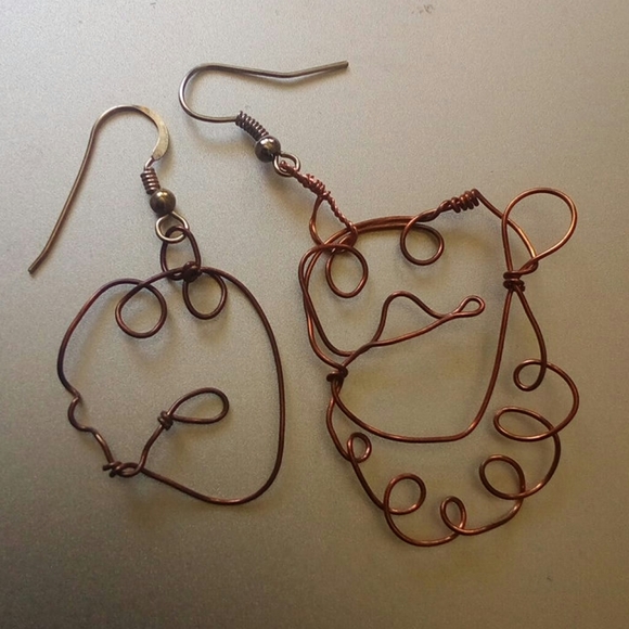 Mismatched contemporary dangle earrings handmade - Picture 1 of 3